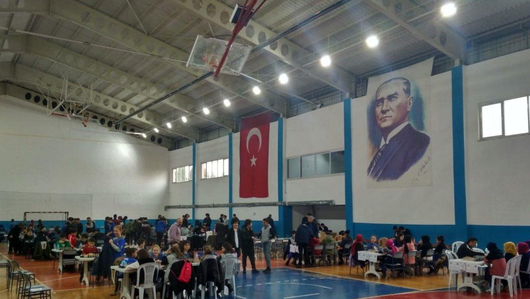2019-2020 Sakarya Okullararası Yıldızlar Santranç Turnuvasında Pamukova Mehmet Atıf Aydın Kız imam hatip ortaokulu Yıldız kızlar İl 3.sü olmuştur.