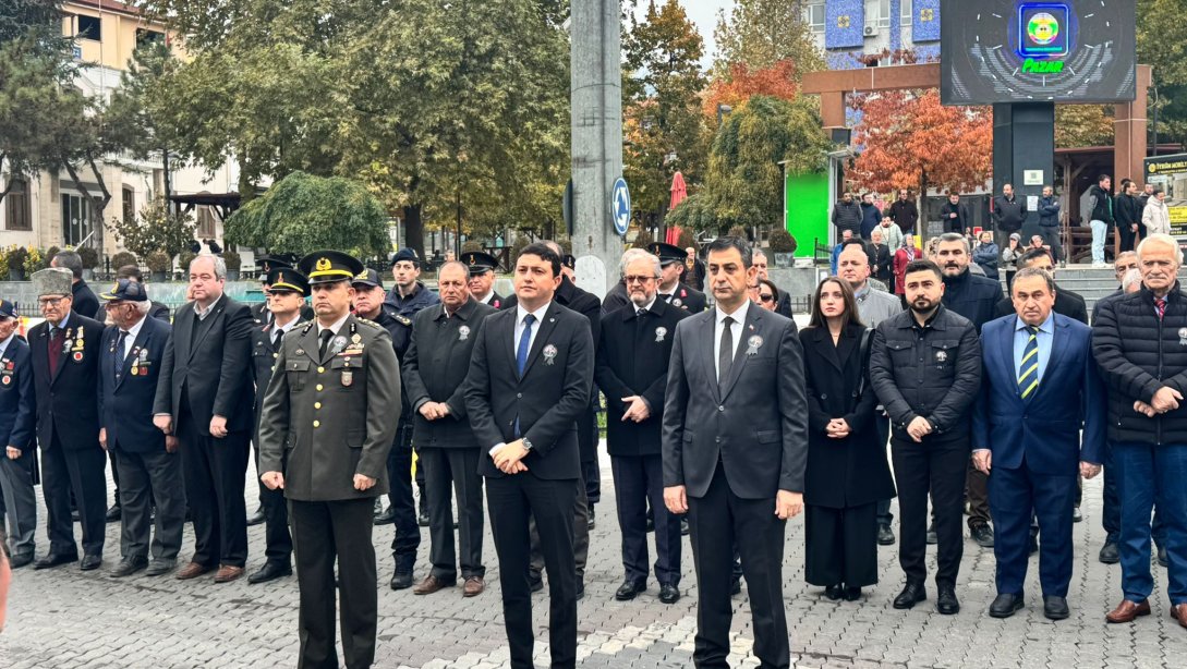 10 Kasım Atatürk'ü Anma Etkinlikleri kapsamında Çelenk Töreni gerçekleştirildi.