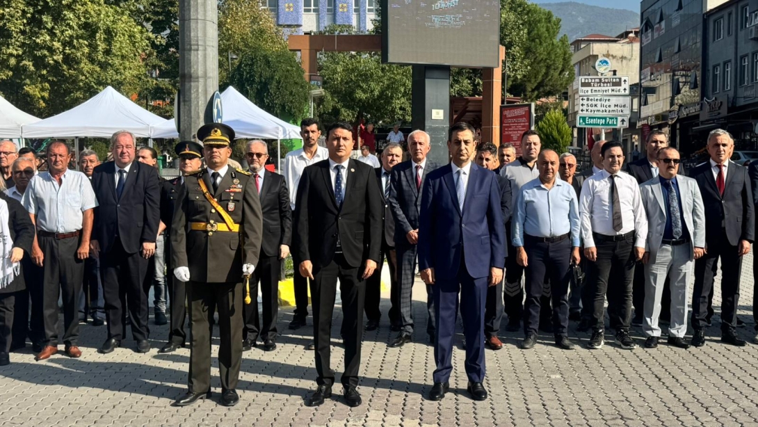 30 AĞUSTOS ZAFER BAYRAMI ÇELENK TÖRENİ